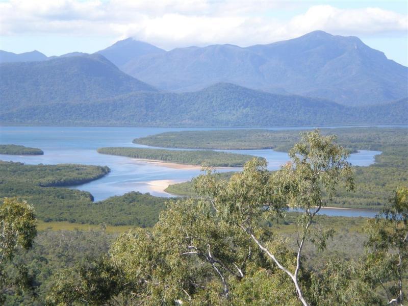 Hinchinbrook Marine Cove Resort Lucinda ภายนอก รูปภาพ