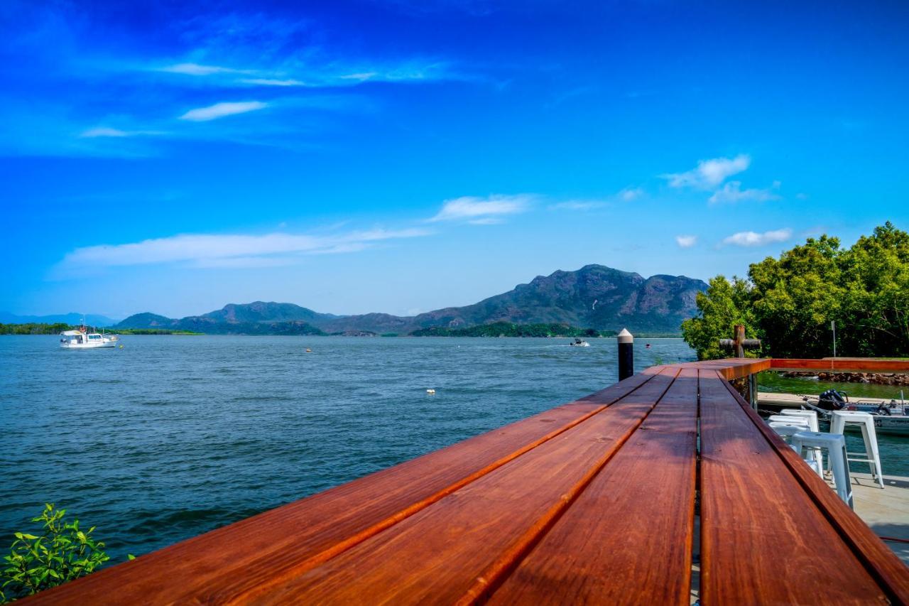 Hinchinbrook Marine Cove Resort Lucinda ภายนอก รูปภาพ