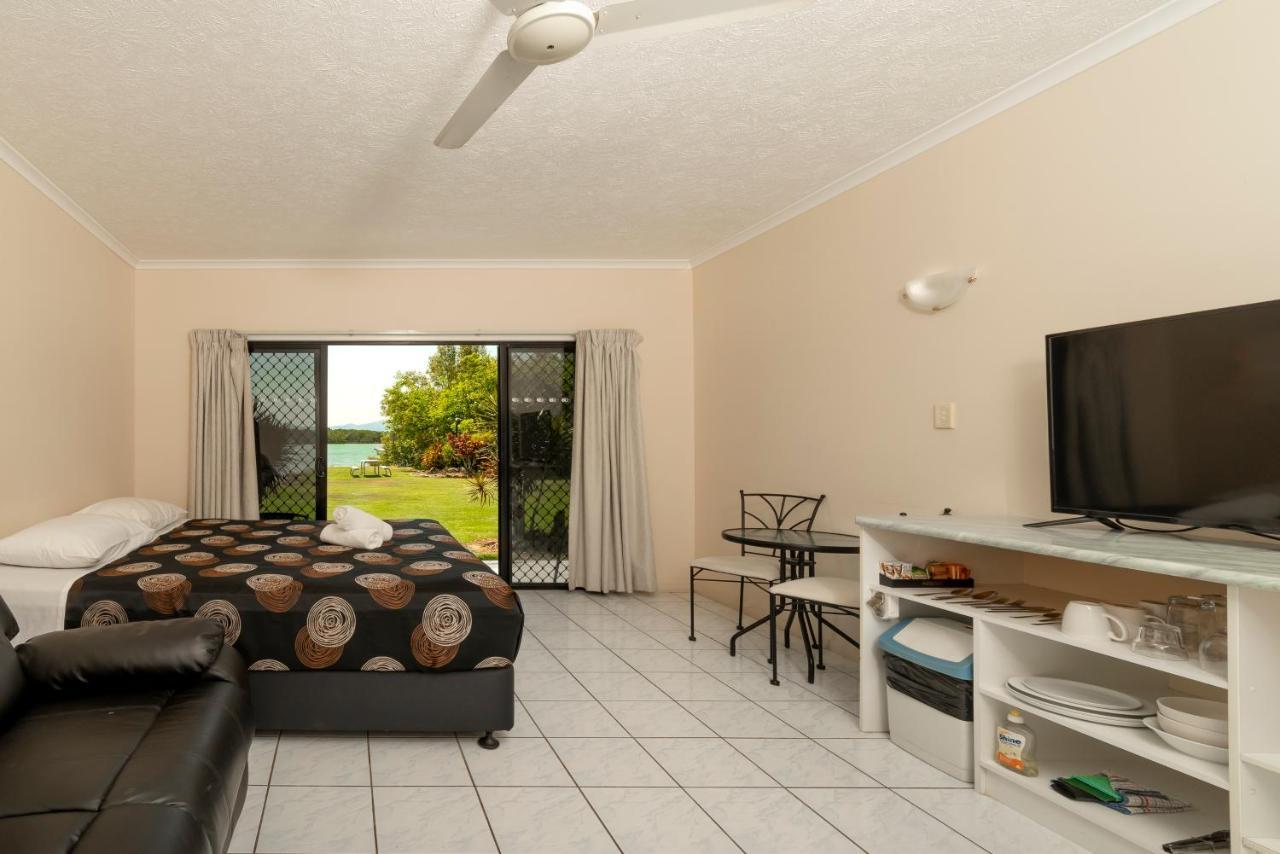 Hinchinbrook Marine Cove Resort Lucinda ภายนอก รูปภาพ